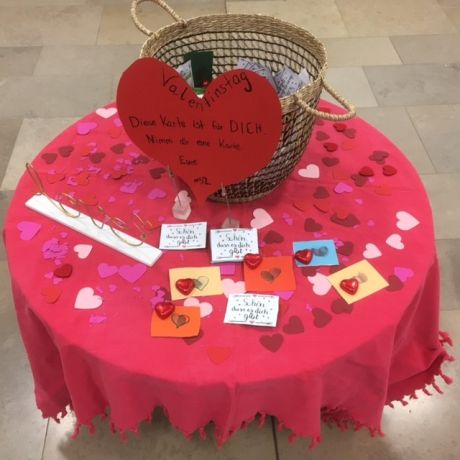 Valentinsaktion „Schön, dass es dich gibt“