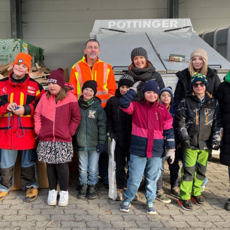 Unterrichtsgang der MS 5 zum Wertstoffhof Cham